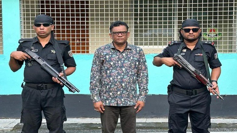 বারহাট্টা উপজেলার সাবেক চেয়ারম্যান ঢাকায় গ্রেপ্তার