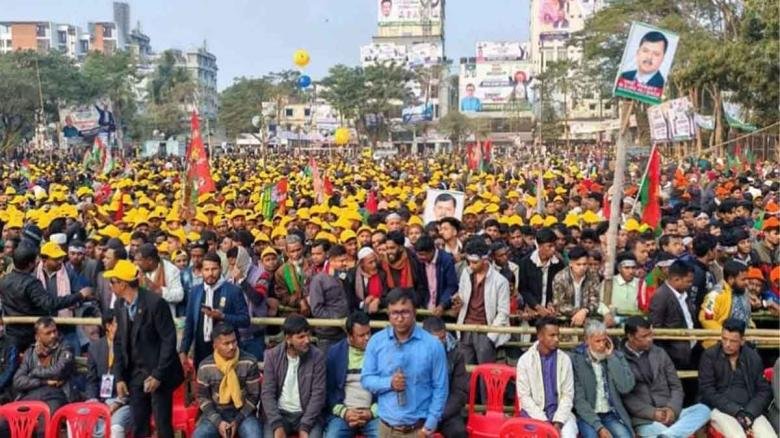 কানায় কানায় পরিপূর্ণ সিলেটের আলিয়া মাদ্রাসা মাঠ