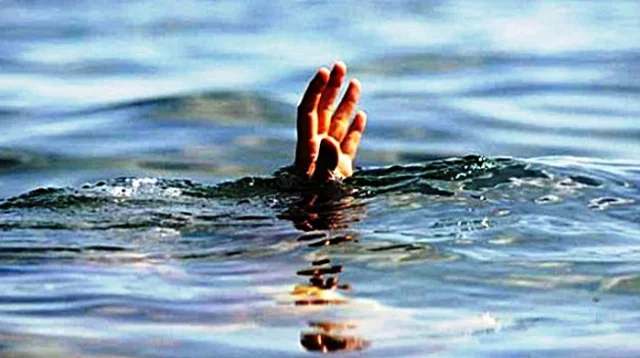 নদীতে ভাসমান তরমুজ আনতে গিয়ে নিখোঁজ স্কুলছাত্রের লাশ উদ্ধার