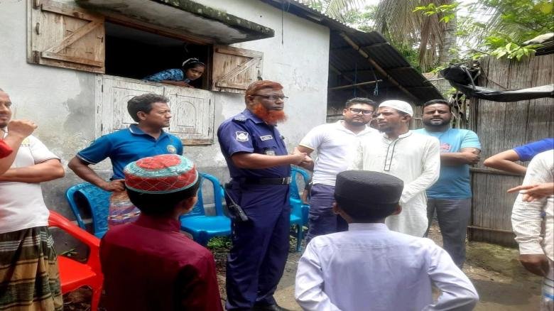 কুষ্টিয়ার কুমারখালীতে চিরকুট লিখে গৃহবধূর আত্মহত্যা